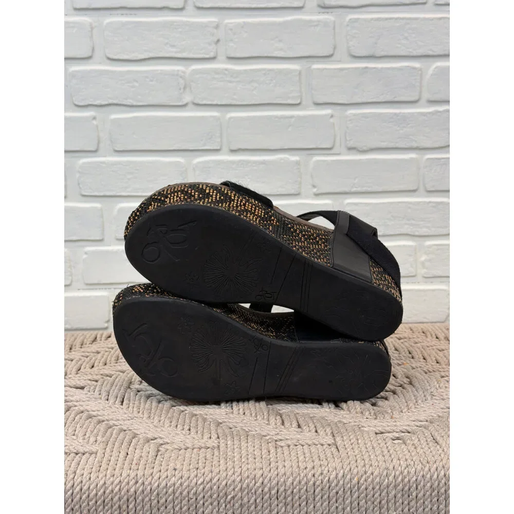OTBT Bushnell Platform Wedge Sandals Black Calf Hair Size 7